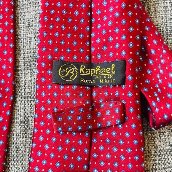Raphael Roma Milano mens tie red 100% silk business formal wear holiday - Picture 7 of 10
